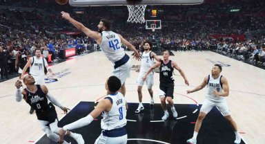 Dallas seride durumu 1-1'e getirdi