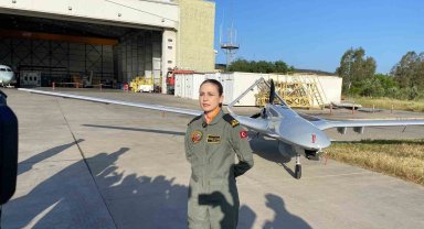 Deniz Kuvvetleri bünyesinde tek kadın İHA pilotu hem mavi vatanı hem de gök vatanı koruyor