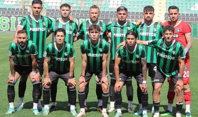 Denizlispor boş tribünler önünde 1 puanla yetindi