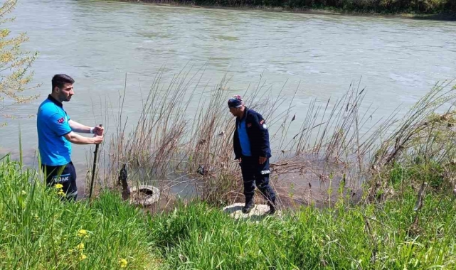 Dicle Nehri'nde sualtı görüntüleme cihazı ile ceset arandı
