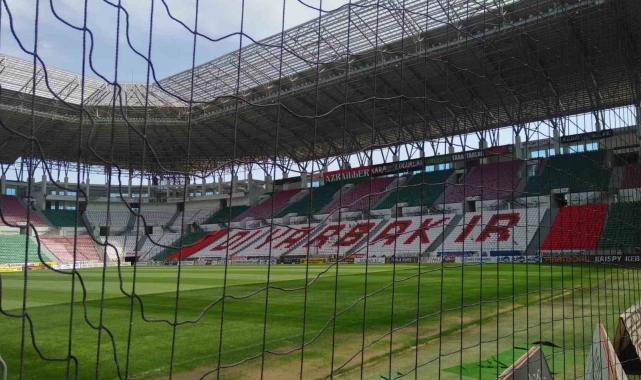 Diyarbakır stadyumunda şampiyonluk maçı hazırlıkları tamamlandı