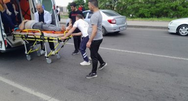 Diyarbakır'da iki otomobil çarpıştı: 1 yaralı