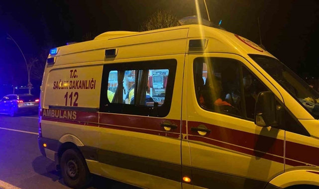 Diyarbakır'da otomobil motosiklete çarptı: 2 yaralı