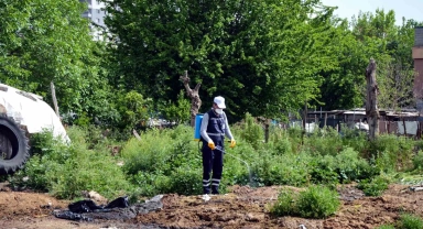 Diyarbakır'da vektörlere karşı ilaçlama çalışmaları sürüyor