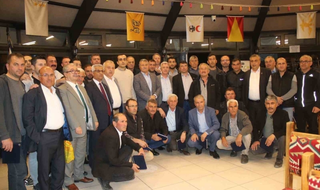 Domaniç'te İl Genel Meclis üyeleri ve muhtarlara plaket