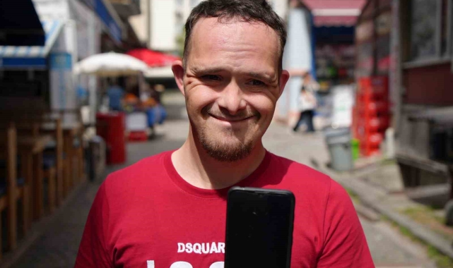 Down sendromlu genç gasp edilmişti: Telefonuna kavuştu, mutluluğu gözlerinden okundu