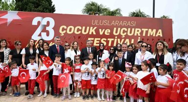 Dünya çocukları Antalya'dan barış mesajı verdi
