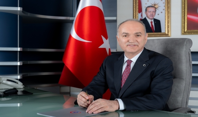 Düzce Belediye Başkanı Özlü'den "1 Mayıs Emek ve Dayanışma Günü" mesajı