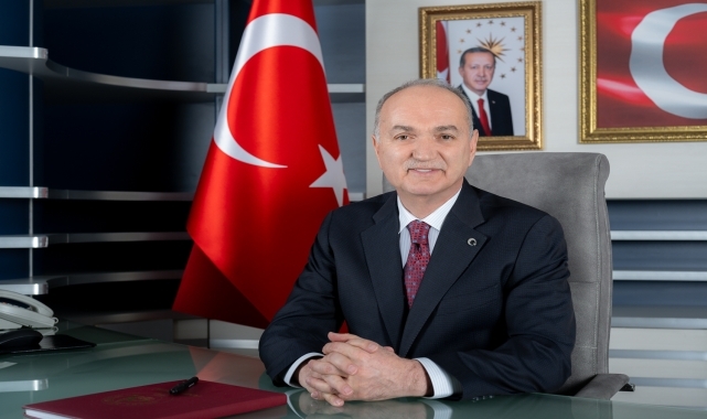 Düzce Belediye Başkanı Özlü'den Ramazan Bayramı mesajı
