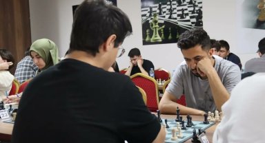 Elazığ'da satranç turnuvası sona erdi
