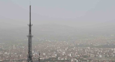 Elazığ'da toz bulutu etkili oldu