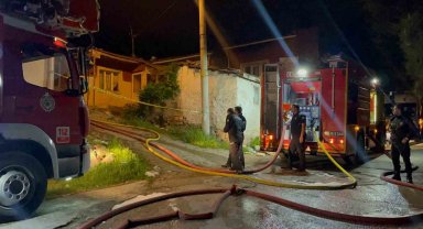 Elektrik kaçağı müstakil evi küle çevirdi