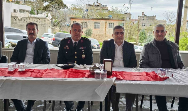 Ergani Kaymakamı vatandaş ve kamu kurum müdürleriyle bayramlaştı
