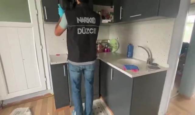 Eş zamanlı uyuşturucu operasyonu