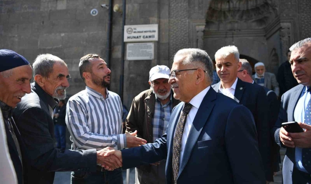 Esnaf ve vatandaşlardan Başkan Büyükkılıç'a "hayırlı olsun" tebrikleri