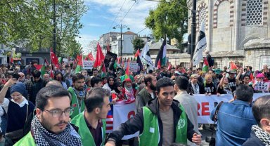 Fatih'te binlerce kişi Filistin'e destek için yürüdü