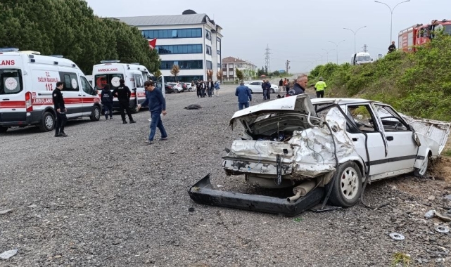 Feci kaza kamerada: Kaldırımda yürürken hayatından oldu