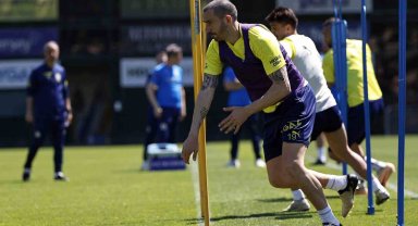 Fenerbahçe'de Olympiakos maçı hazırlıkları başladı