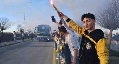 Fenerbahçe'ye Sivas'ta coşkulu karşılama