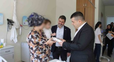 GAÜN Yönetiminden Hastanede tedavi gören çocuklara bayram ziyareti