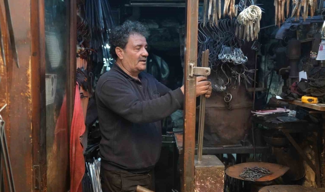 Gaziantep'te kebaplık şiş mesaisi başladı