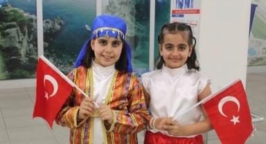 Gazipaşa-Alanya Havalimanı'nda 23 Nisan coşkusu