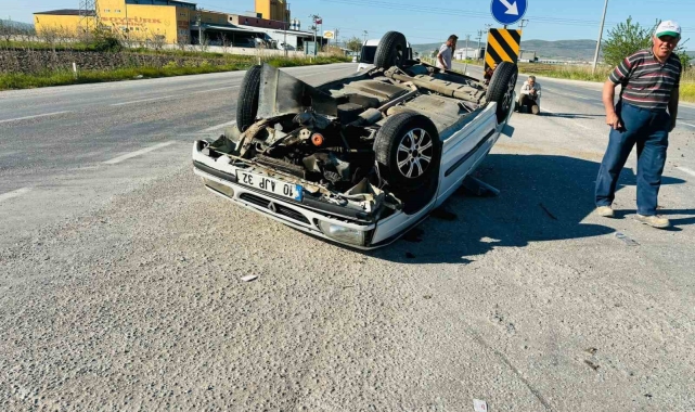 Gönen'de trafik kazası; 4 yaralı