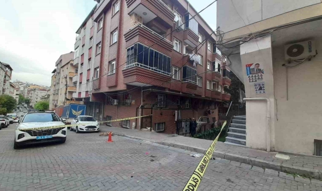 Güngören'de bir apartmana ateş açıldı