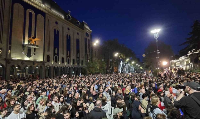 Gürcistan'da "Yabancı Etkinin Şeffaflığı" yasa tasarısı protestoları devam ediyor: 14 gözaltı
