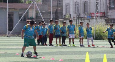 Haliliye Belediyesi Futbol Okulu ile genç yetenekler yetişiyor