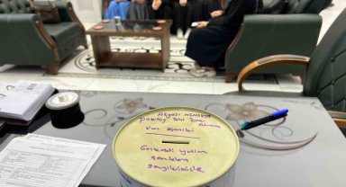 Harçlıklarından biriktirdikleri paraları, Filistin'deki yetimlere gönderdiler