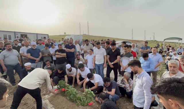 Hatay'da silahlı saldırıda ölen imamın cenazesi toprağa verildi