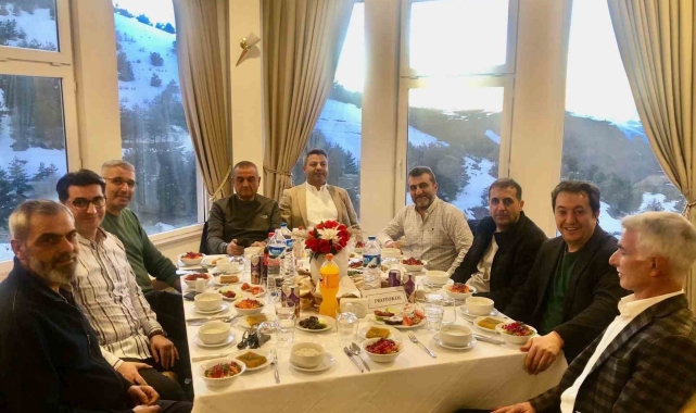 İhlas çalışanları iftar yemeğinde buluştu