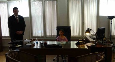 İran'da 23 Nisan Ulusal Egemenlik ve Çocuk Bayramı coşkuyla kutlandı