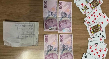 İş yerinde kumar oynayanlara baskın