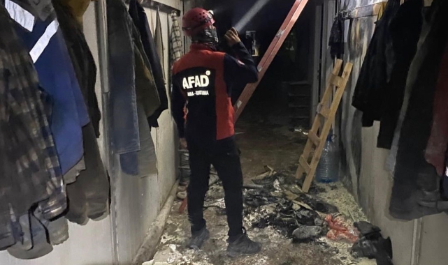 İşçilerin kaldığı prefabrikte çıkan yangın büyümeden söndürüldü