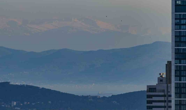 İstanbul'da hava temizlendi, 3 şehir t karesine sığdı