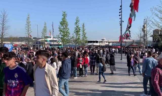 İstanbul'da sahillerde bayram yoğunluğu