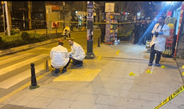 Kağıthane'de sokak ortasında silahlı saldırı: 2 ölü, 1'i ağır 2 yaralı