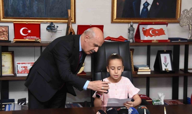 Kahramanmaraş'ta Ayşe Neva makama geçti, "Güvenlik önlemlerimizi arttıralım" anonsu yaptı