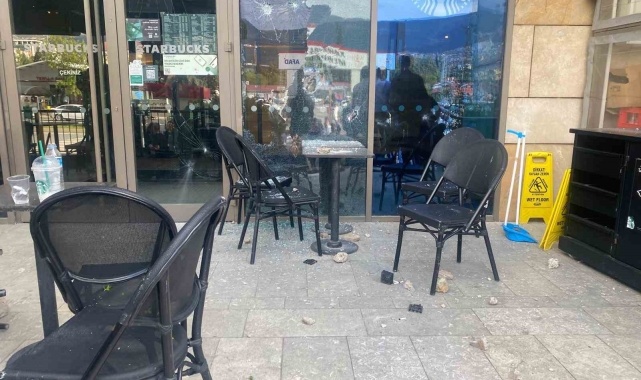 Kahramanmaraş'ta Starbucks'a taşlı silahlı saldırı: 1 yaralı