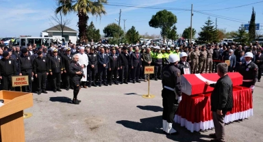 Kalp krizinden ölen polis memuru son yolculuğuna uğurlandı