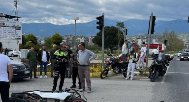 Kamyonla çarpışan motosiklet sürücüsü hayatını kaybetti