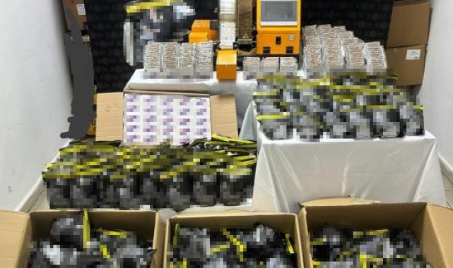 Karabük'te 58 bin makaron ile 22 kilogram tütün ele geçirildi