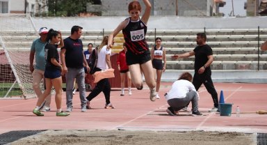 Karaman'da başlayan Atletizm Grup Yarışmalarına 14 ilden 425 sporcu katılıyor