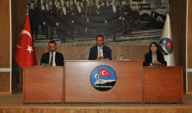 Kars Belediyesi ilk meclis toplantısını yaptı