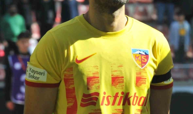 Kayserispor'da ameliyat olan Ali Karimi sezonu kapattı
