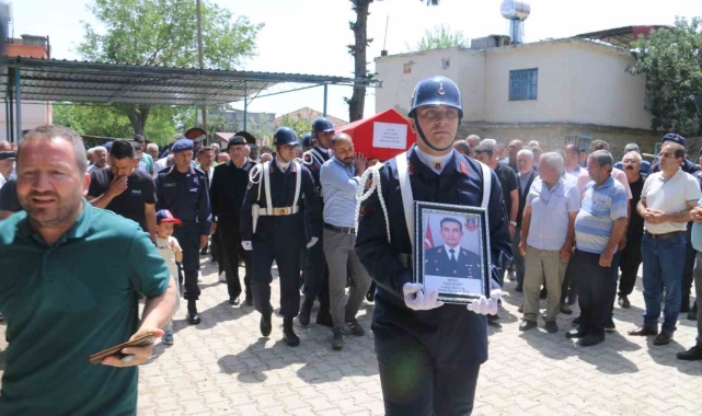 Kazada ölen astsubay, bir yıl önce 'beni buraya gömün' diyerek mezar yerini göstermiş