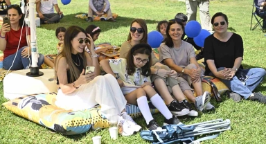 Kent sakinleri Komşu Sahnesi'nde bir araya geldi