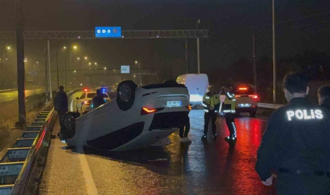 Kiralık araçlar çarpıştı, takla atan otomobilden burnu bile kanamadan çıktı